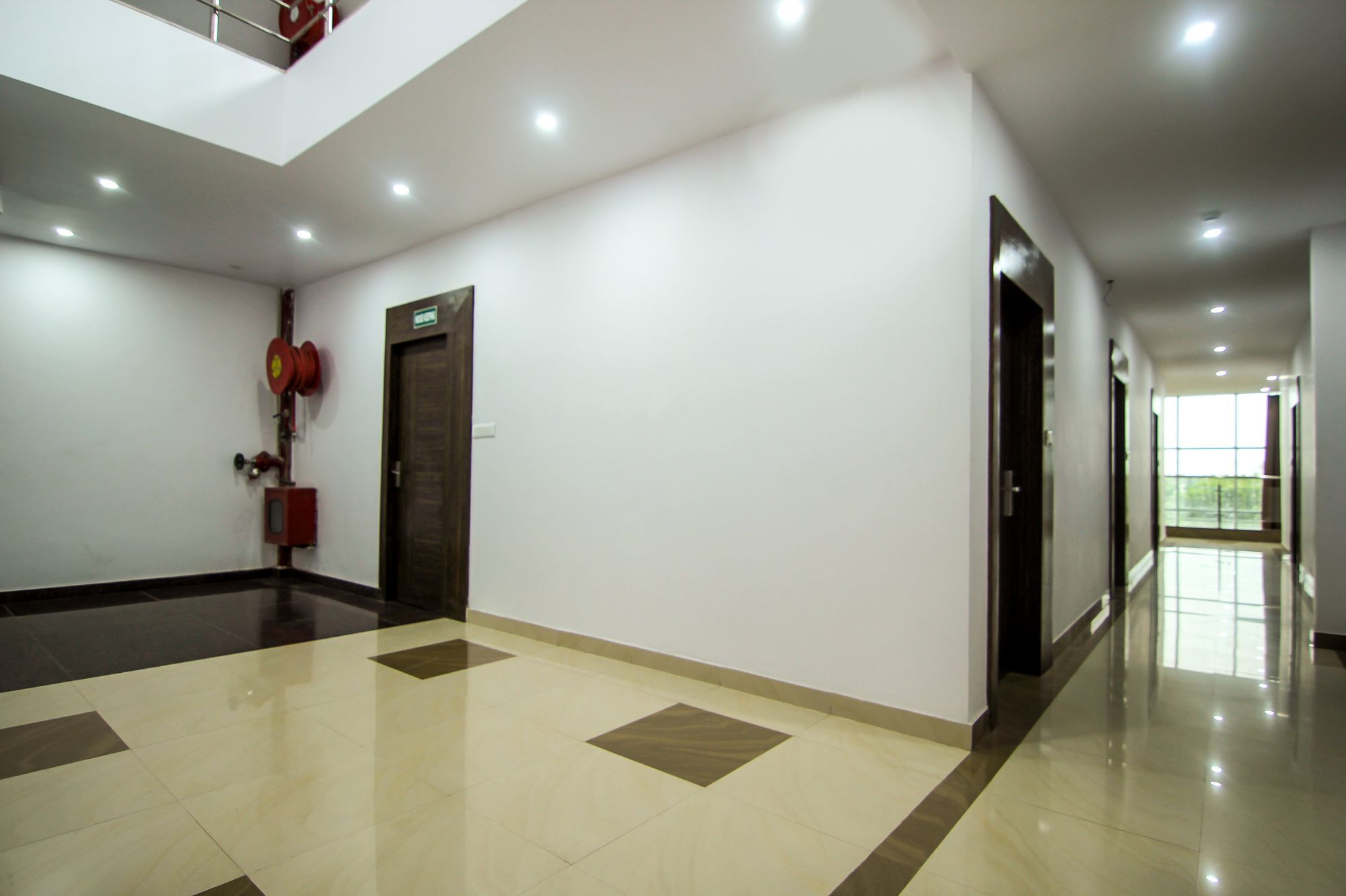 Hotel Ss Grand Lucknow Esterno foto